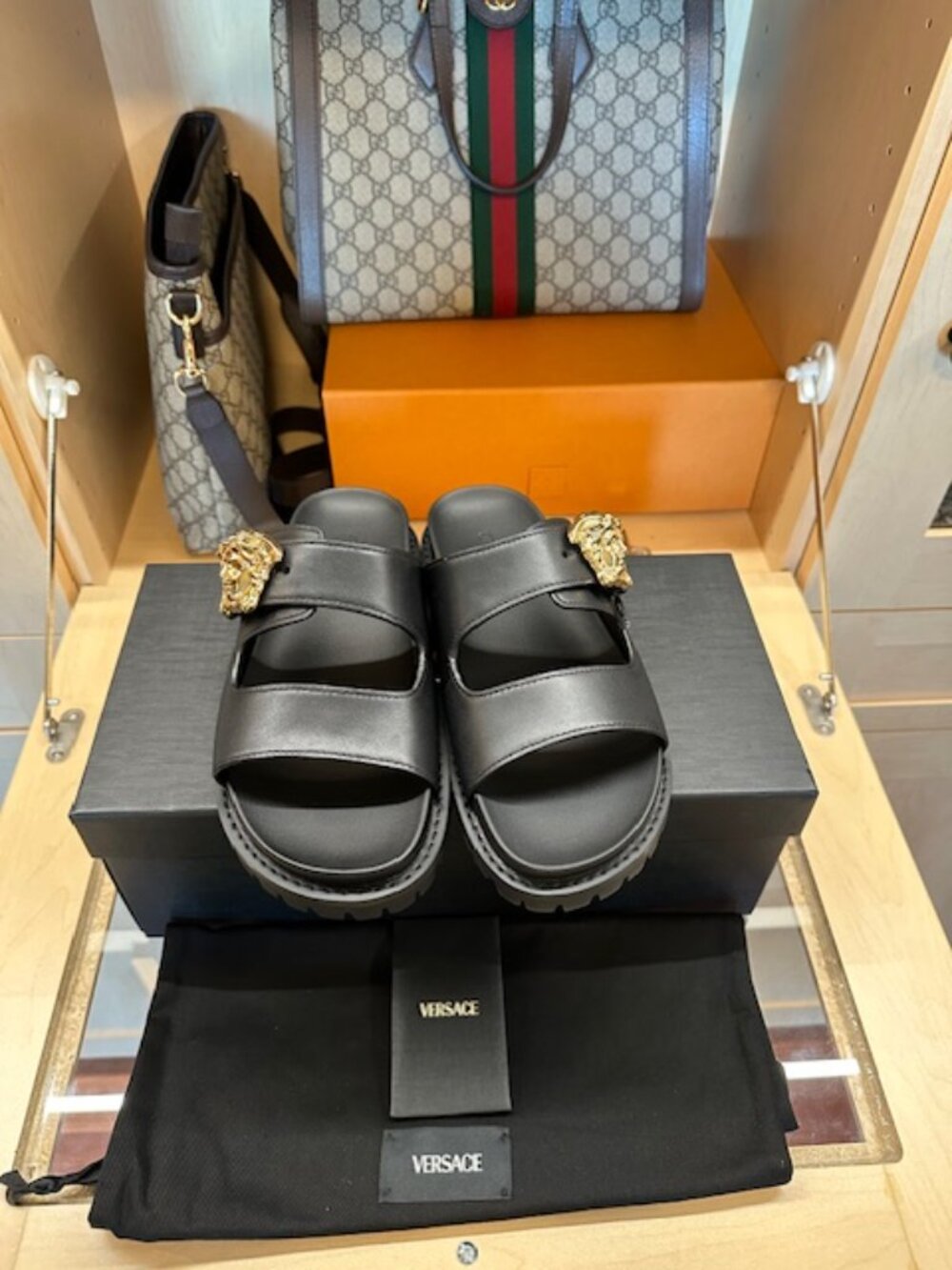Versace Medusa Black Slides Size 38 New in Box - Picture 4 of 7